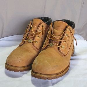 Gently used Timblerlands